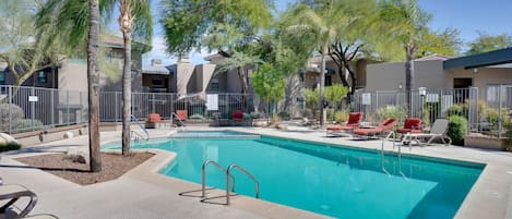 Tucson Vacation Rental | 2BR | 2BA | 964 Sq Ft | Stairs Required to Enter