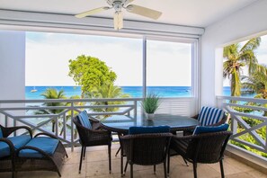 Enjoy your corner condo with stunning views