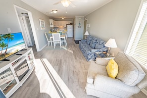 Large Living/Dining Room Area, Beautifully Decorate