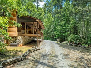 Whiskey in the Woods Driveway to cabin