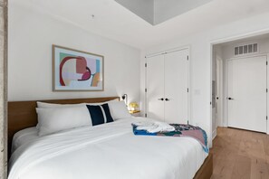 18-P1216007