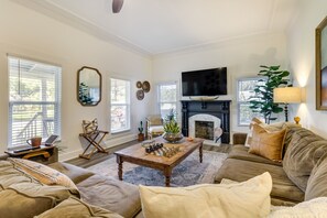 Living Room | Central Air Conditioning & Heating