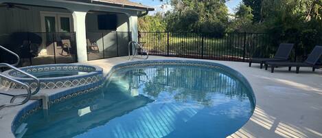 Fenced in Pool