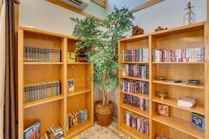 Living Room | Books | Board Games