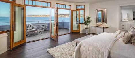Immerse yourself in luxury in our spacious king master bedroom with an ensuite full bathroom, featuring breathtaking ocean views.