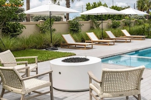 Fire pit