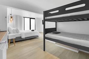 Bunk bed & single bed (Guest house)