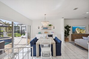 Bar area with beverage fridge & family fun games