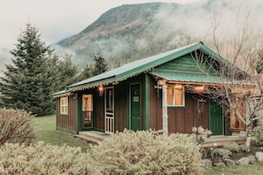Architecture, Building, House, Cabin, Outdoors