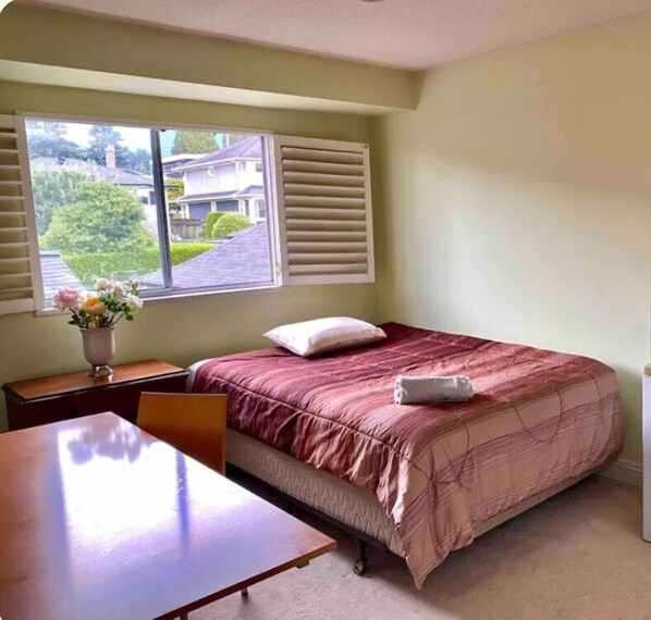 King Bed and large desk.