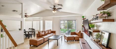 Main living room with Smart TV with streaming services!