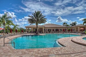 Resort Style Pool