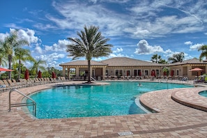 Resort Style Pool