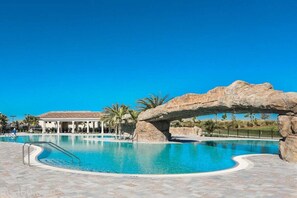 Resort Style Community Pool
