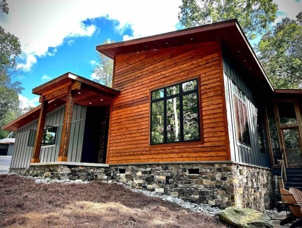 Cedar Serenity Guest House situated on 10+ acres is rural Silk Hope community.