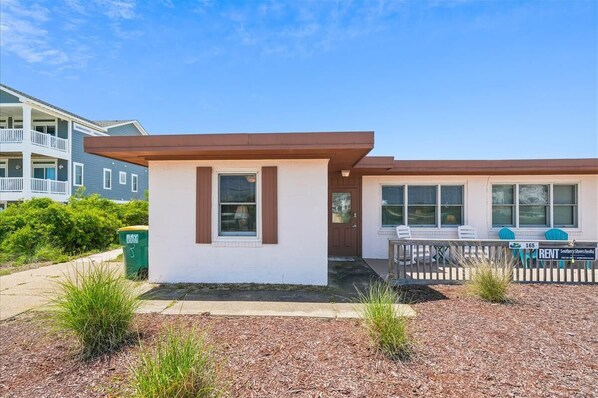 Oceanfront-Semi Outer Banks Vacation Rental 2025