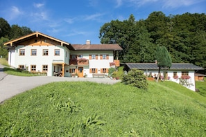 Ferienwohnung Grasmannlehen (DE Marktschellenberg) - Hinterbrandner Marion - 48510-Grasmannlehen Hausansicht