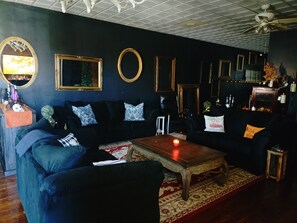 Main Loft , Sleeps 6