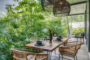 Outdoor dining