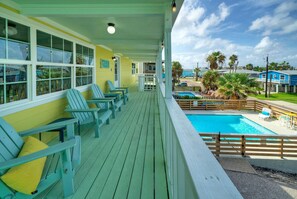 Welcome to Sun' Beach!