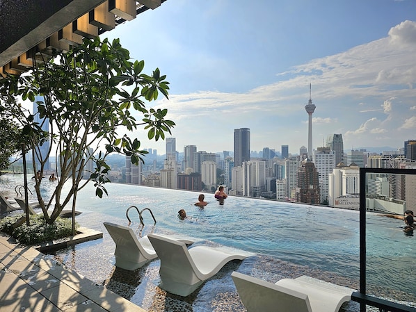Rooftop pool