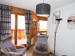 Résidence Alexandra, appartement n°6, Salon, Vacances Portes Du Soleil