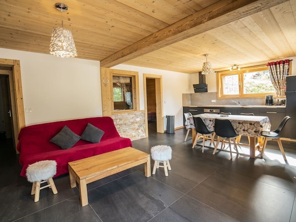 Appartement Roméo, 6 personnes, Chùtel France