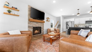 Lounge and enjoy a movie with large flat screen TV and Soundbar