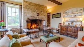 Sitting Room, Down Farm Manor, Bolthole Retreats