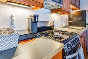 Kitchen | Cooking Basics | Keurig Coffee Maker