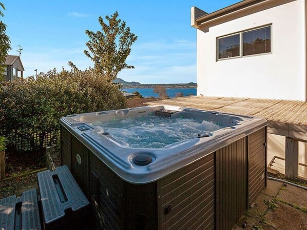 Spa/hot tub