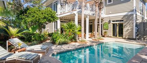 Big palm Little Palm - 45 Seacrest Drive- Private Pool and Backyard Oasis