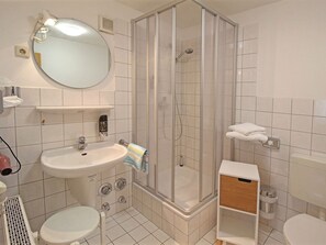 Einzelzimmer Nr. 1 - Bad mit Dusche