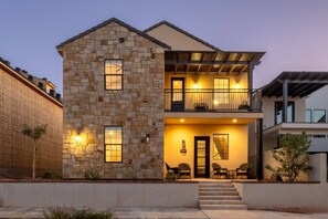 Stunning View of the Front