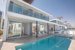 Villa OL10 with Private Pool