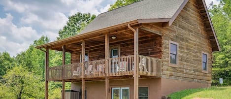 1 - Orchard View Log Cabin