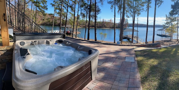 Hot tub