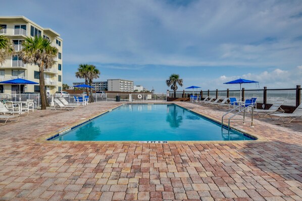 Daytona Beach Vacation Rental | Studio | 1BA | 362 Sq Ft | Step-Free Access