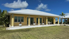 Guest cottage verandah