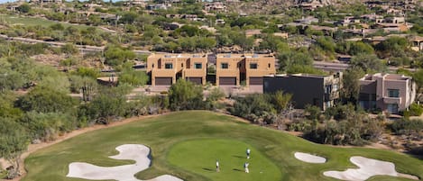 Residence 4: The Villas At Troon North - a SkyRun Phoenix Property - Situated just a heartbeat away from the Troon North Clubhouse, we proudly present a truly unparalleled golf vacation experience!