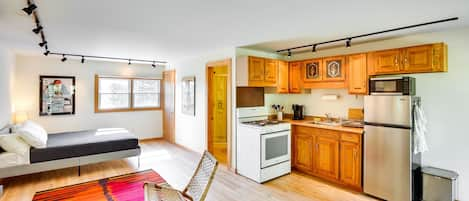 Claverack Vacation Rental | 500 Sq Ft | 1BA | Studio | Stairs Required