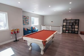 Spielezimmer