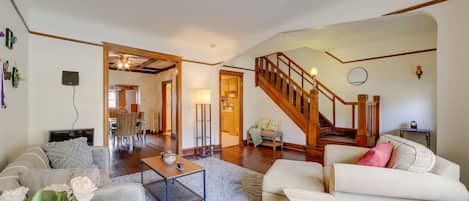 Chicago Vacation Rental | 3BR | 1.5BA | Stairs Required | 1,500 Sq Ft