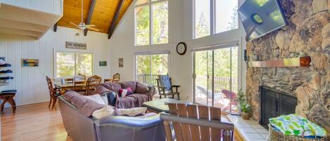 Lake Arrowhead Vacation Rental | 3BR | 2BA | 1,800 Sq Ft | Stairs Required