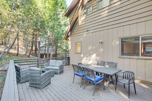 Furnished Deck | Outdoor Dining & Seating