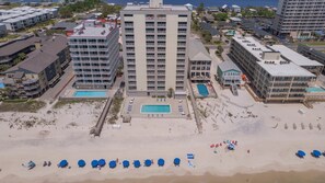 Directly on the beach in Gulf Shores