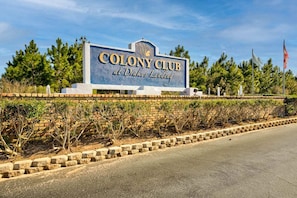 Welcome to Colony Club!