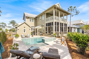 Spacious Fenced-In Pool Courtyard