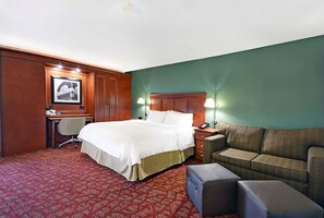 Unit with King size bed and sofa bed