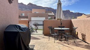 Patio with Gas Grill and Red Rock Views!